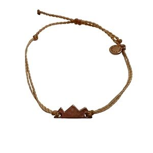 *NWOT* Pura Vida Tan Mountain Bracelet